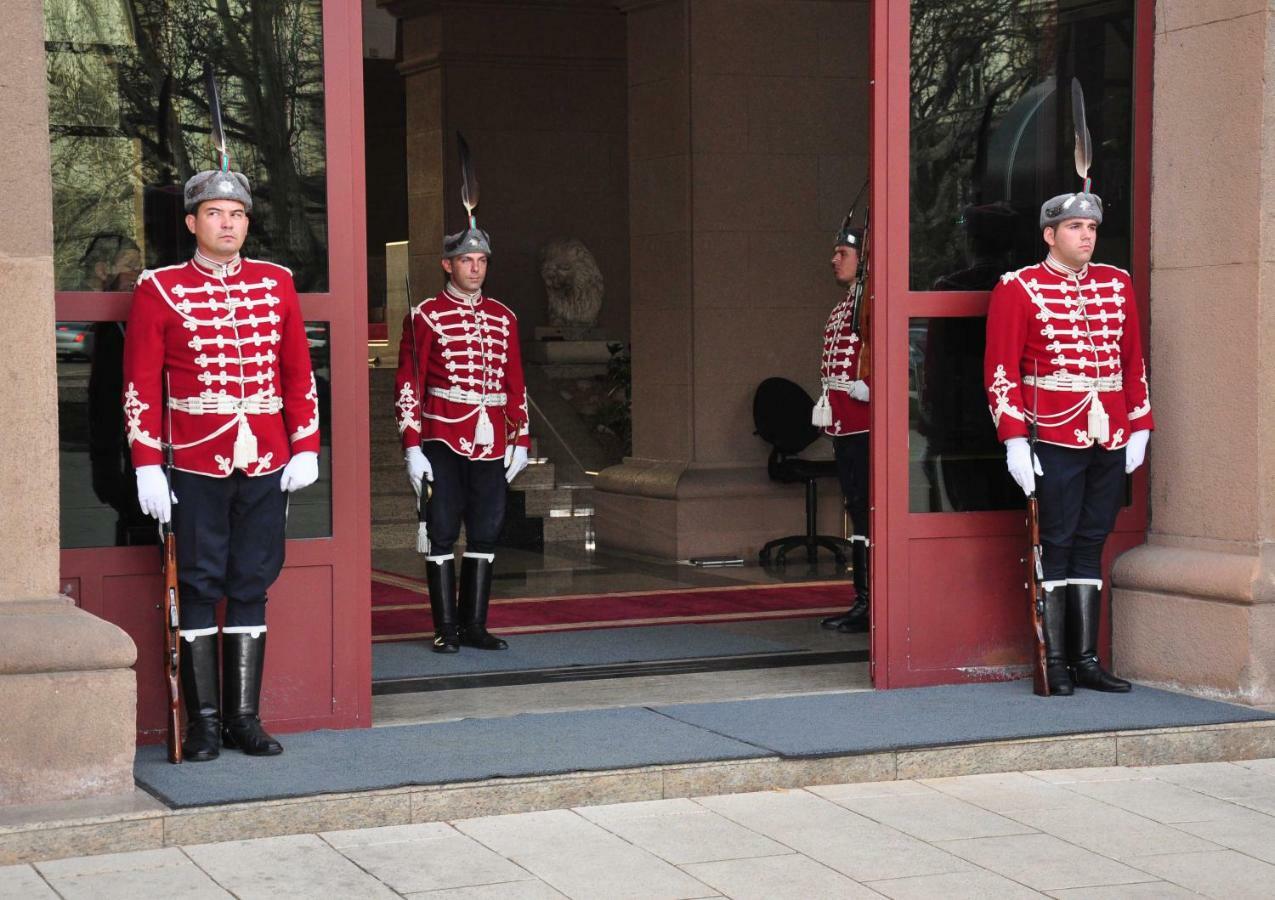 Ayki - Historic Centre Apartment โซเฟีย ภายนอก รูปภาพ